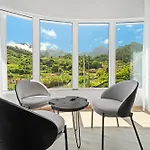 North View 4*