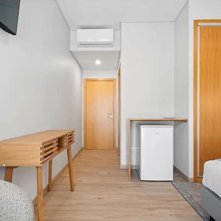 North View 4*