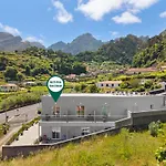 Konukevi North View 4*