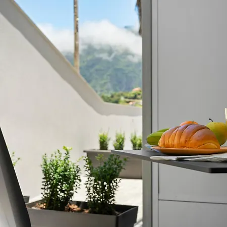 North View Konukevi 3*